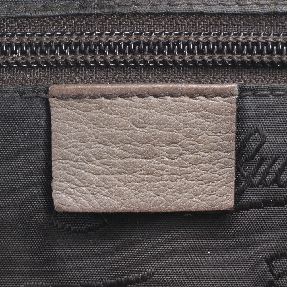 Gucci Guccissima Leather Shoulder Bag Crossbody Messenger Business — view 8