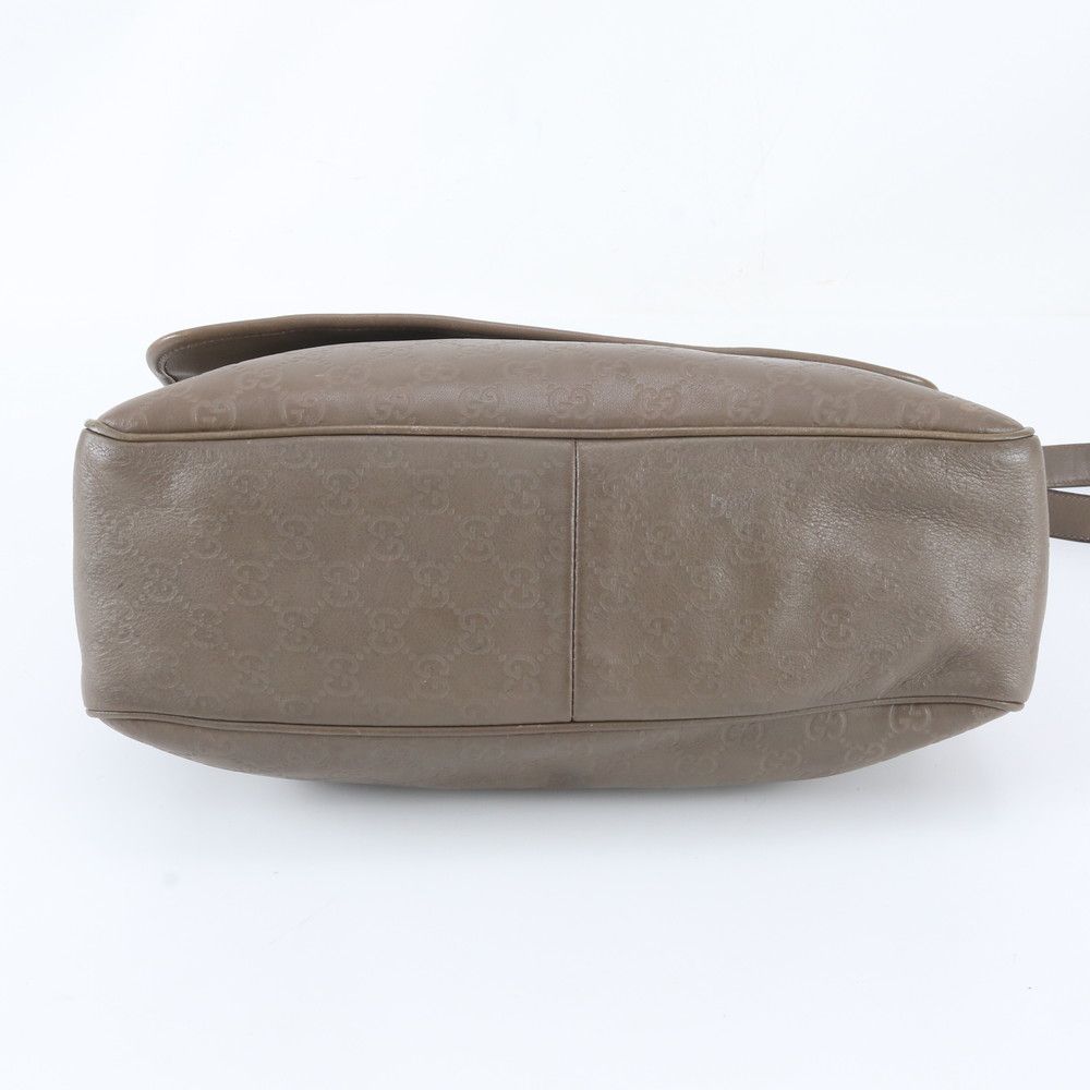 Gucci Guccissima Leather Shoulder Bag Crossbody Messenger Business — view 5