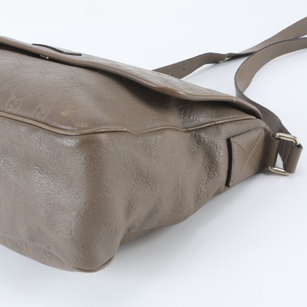 Gucci Guccissima Leather Shoulder Bag Crossbody Messenger Business — view 4