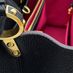 Louis Vuitton Handbag Capucines MM Taurillon Leather Bag Black — view 7