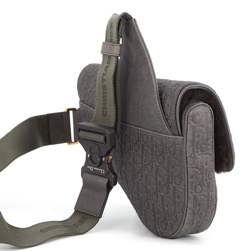 Dior Belt Bag Tears Leather Shearling — view 3
