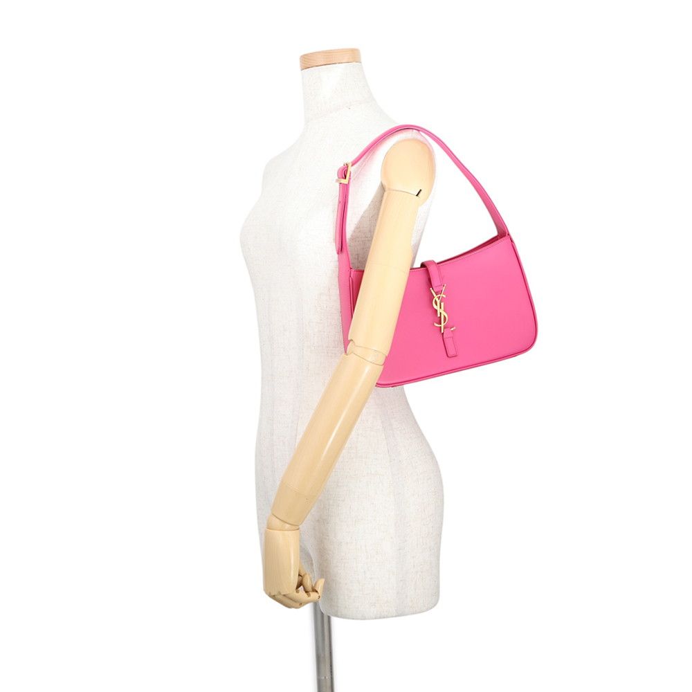 Saint Laurent Paris Handbag le 5 a 7 Suncassette Cuffleather — view 4