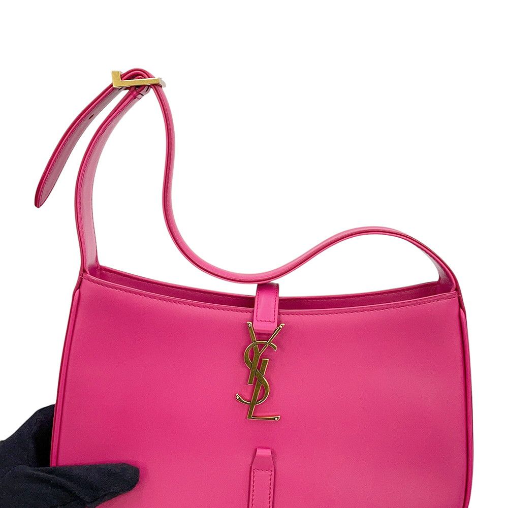 Saint Laurent Paris Handbag le 5 a 7 Suncassette Cuffleather — view 6