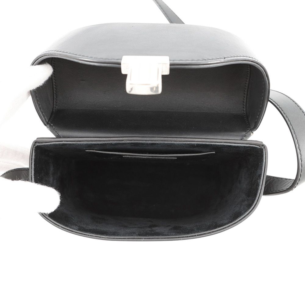 Saint Laurent Paris Shoulder Bag Tuc Box Leather Black — view 5
