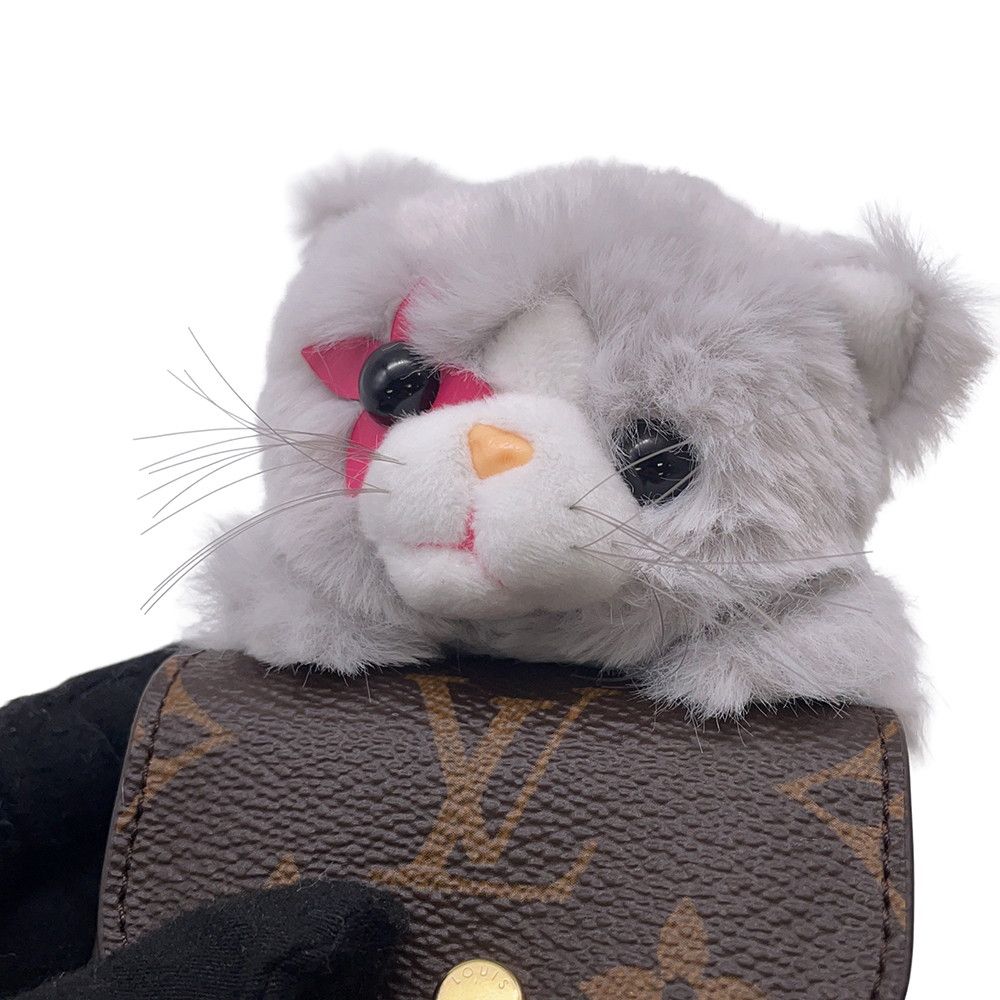 Louis Vuitton Bag Charm Monogram Faux Fur LV Kitten Earphones Case — view 6