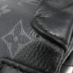 Louis Vuitton Belt Bag Monogram Eclipse Discovery PM Black — view 6