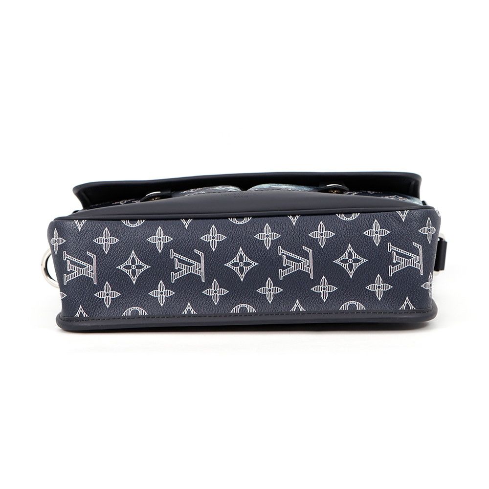 Louis Vuitton Shoulder Bag Monogram Savannah Chapman Brazza Messenger PM — view 3