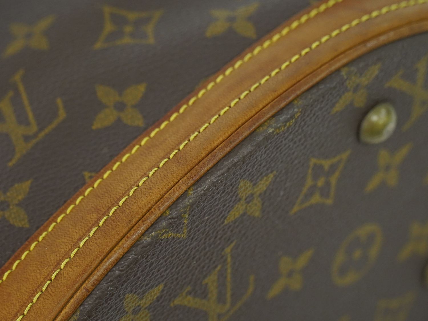 Louis Vuitton LV Bucket PM Monogram Shoulder Bag Tote Brown — view 7