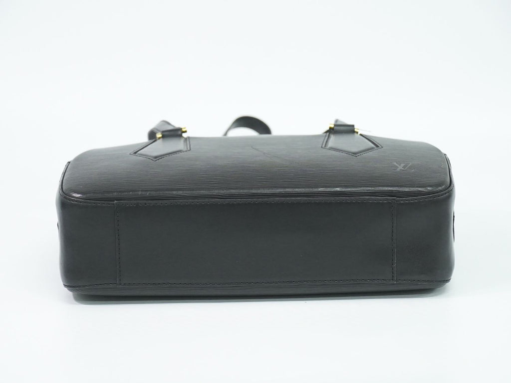 Louis Vuitton LV Voltaire Epi Leather Shoulder Bag Noir Black — view 3