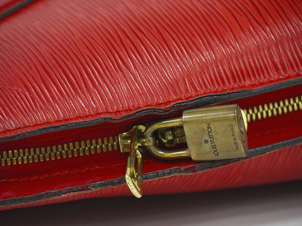 Louis Vuitton LV Lussac Epi Leather Shoulder Bag Tote Castilian — view 7