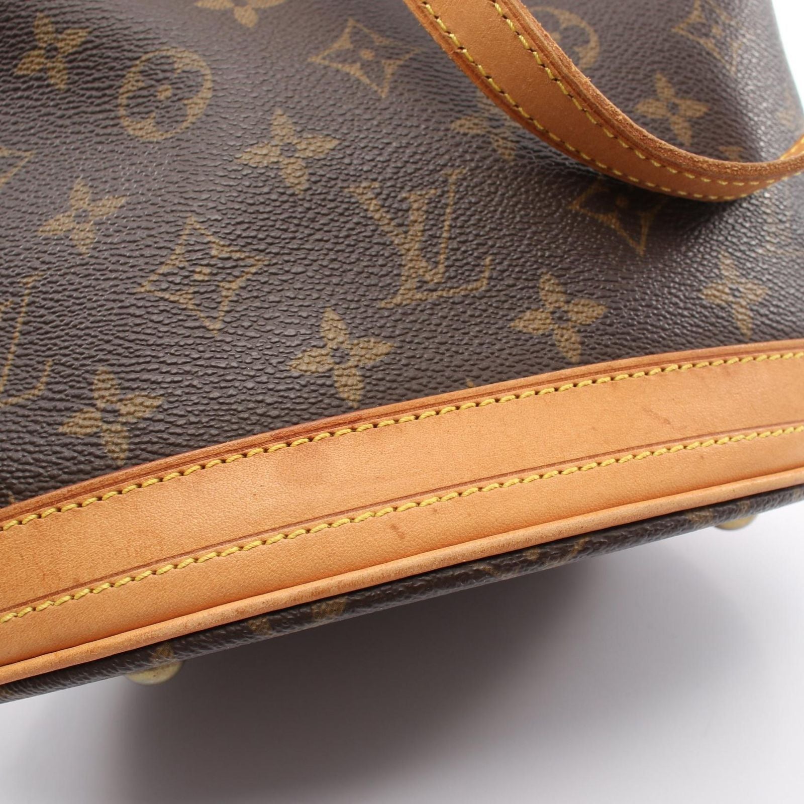 Louis Vuitton Handbag Bucket PM Canvas Leather — view 7
