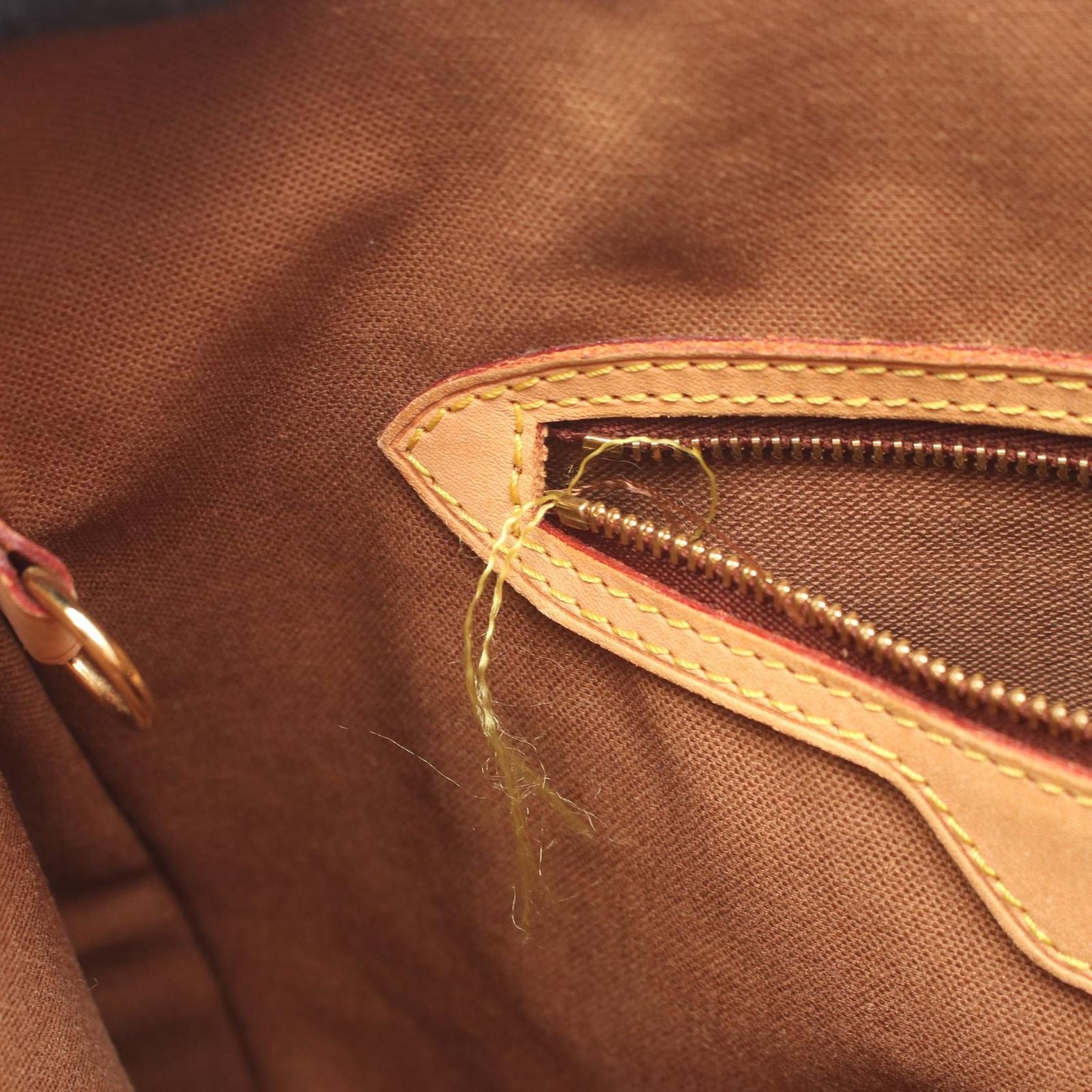 Louis Vuitton Tote Batignolles Vertical Canvas Leather — view 6
