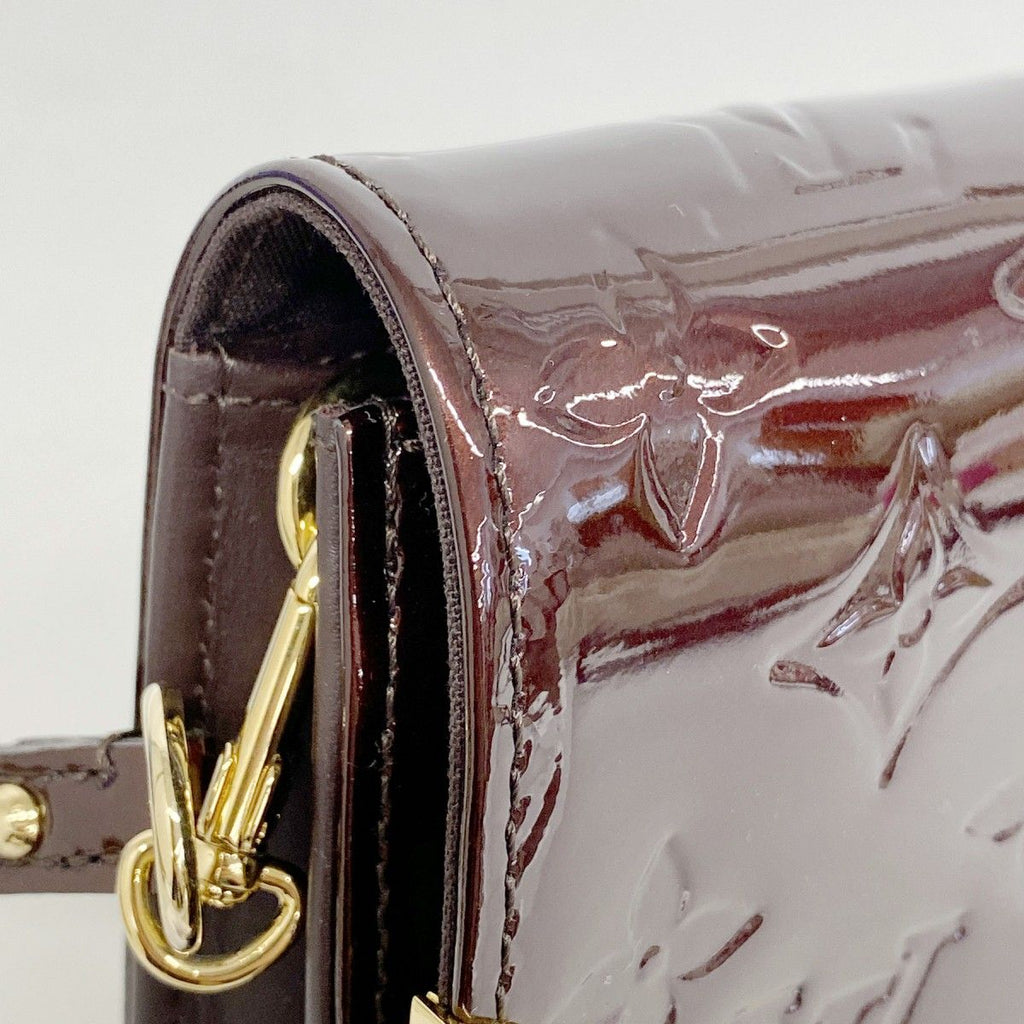 Louis Vuitton Shoulder Wallet Vernis Rossmore MM Amaranto — view 7