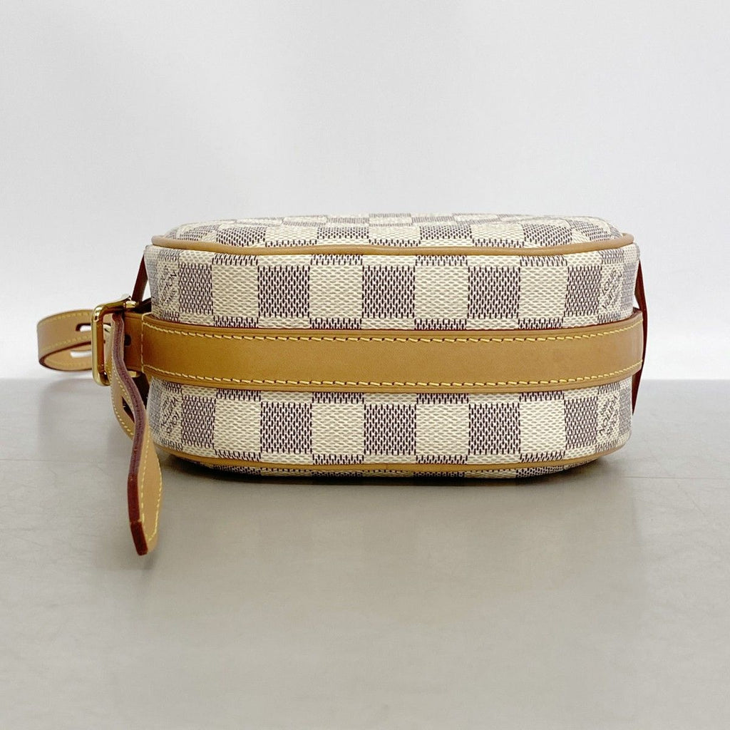 Louis Vuitton Shoulder Bag Damier Azur Boite Chapel PM White — view 3