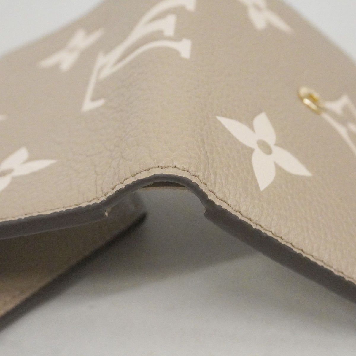 Louis Vuitton Trifold Wallet Monogram Empreinte Bicolor Portefeuille Victorine — view 5