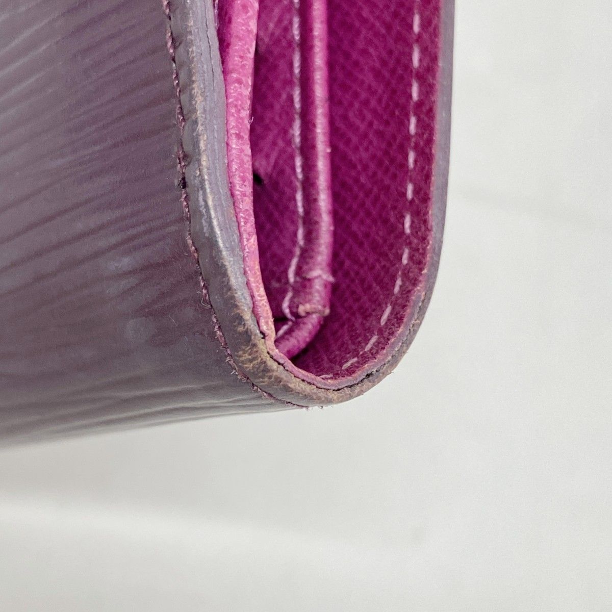 Louis Vuitton Trifold Wallet Epi Portefeuille Elise Cassis — view 5