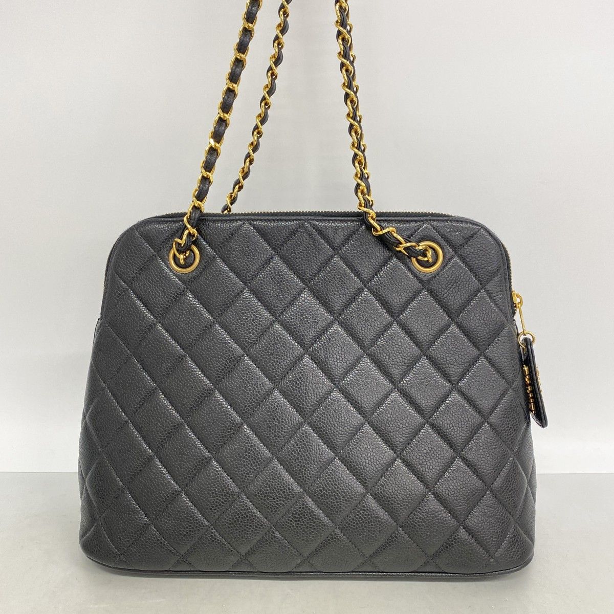 Chanel Shoulder Bag Quilted Caviar Leather Black Gold — view 9