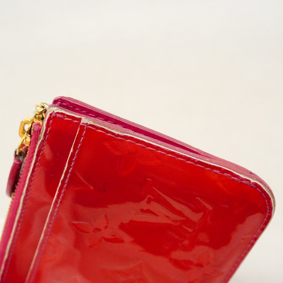 Louis Vuitton Coin Case Vernis Pochette Cles NM Rose Pop — view 6