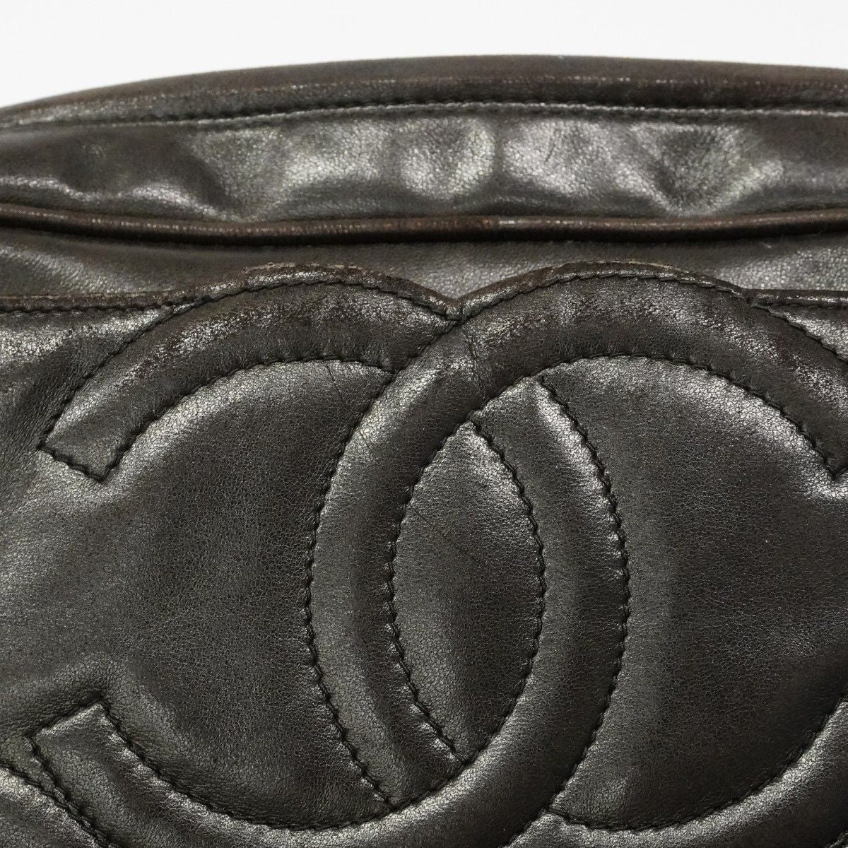 Chanel Shoulder Bag Triple Coco Lambskin Black Gold — view 9