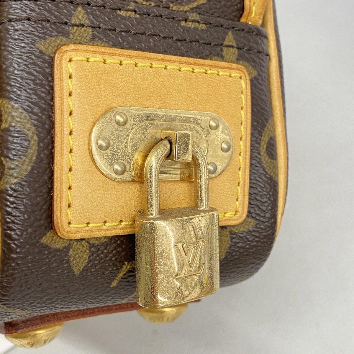 Louis Vuitton Shoulder Bag Monogram Perfo Mini Trocadero Brown Fuchsia — view 9