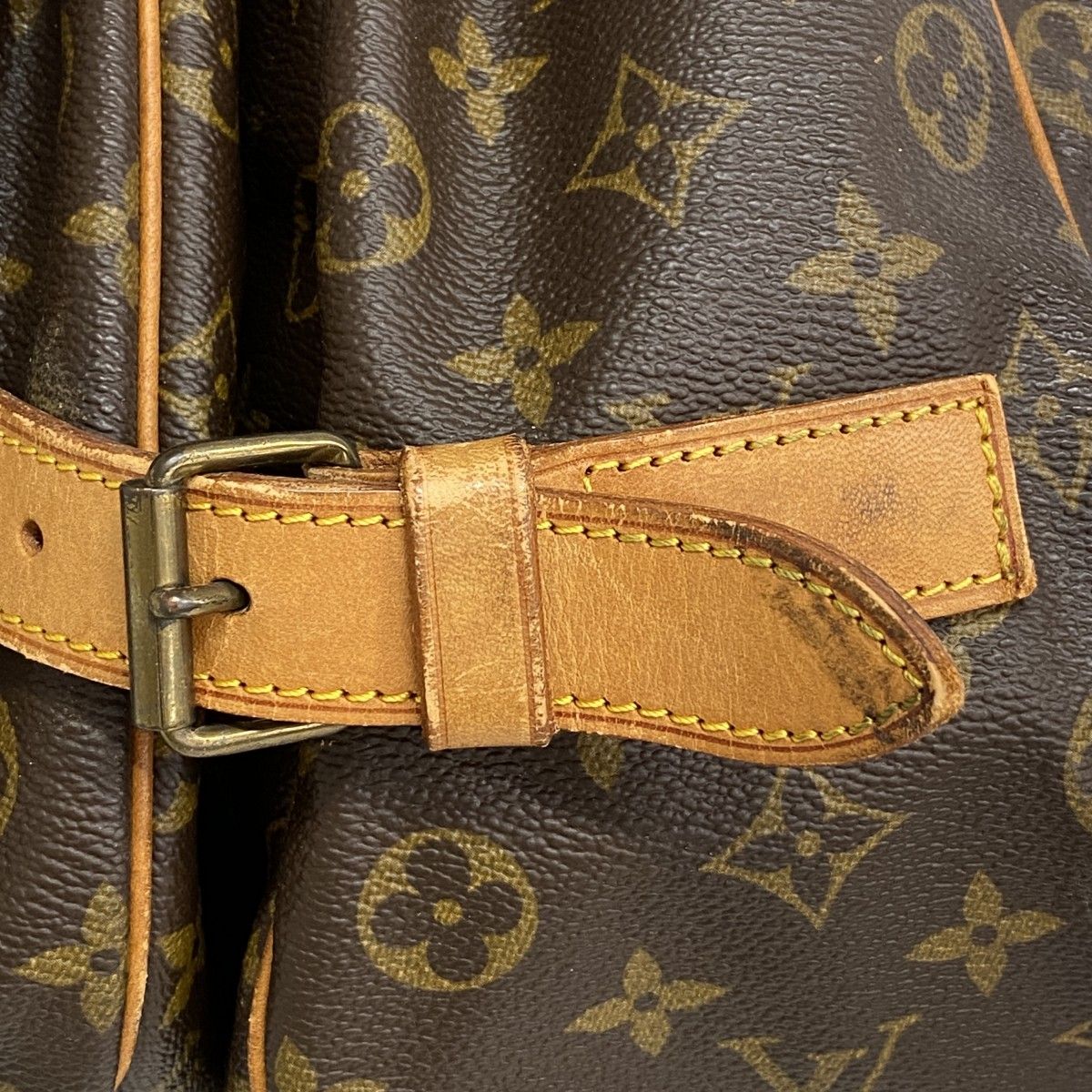 Louis Vuitton Shoulder Bag Monogram Saumur 43 Brown — view 9