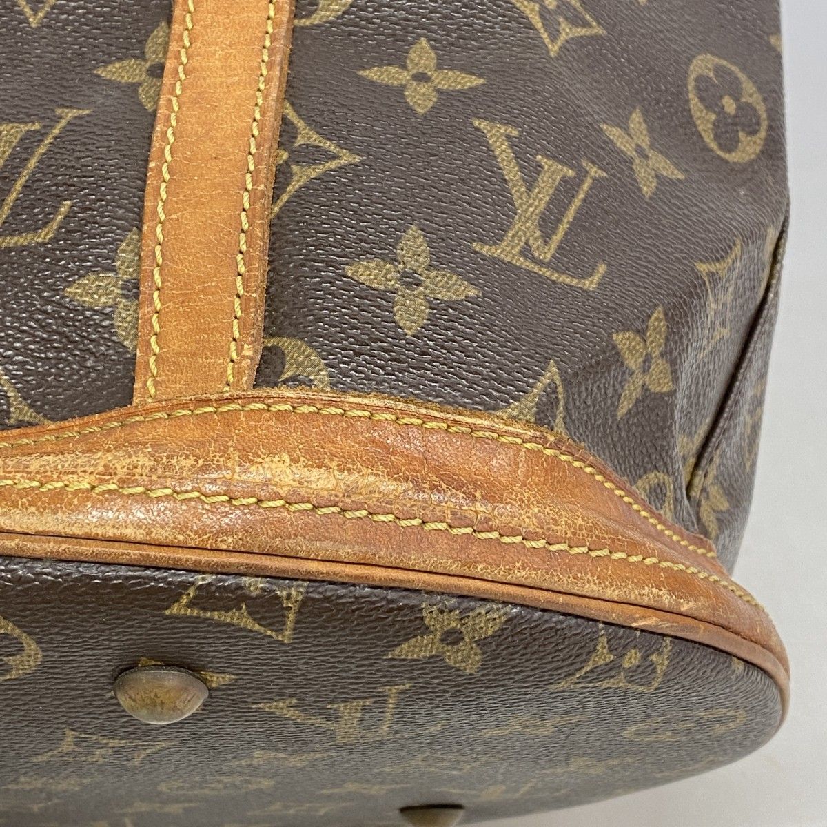 Louis Vuitton Tote Monogram Bucket GM Brown — view 6