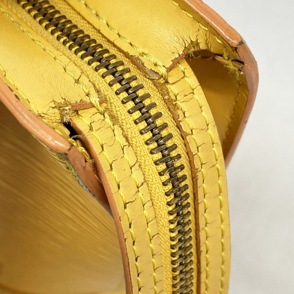 Louis Vuitton Handbag Epi Saint Jacques Jaune — view 9