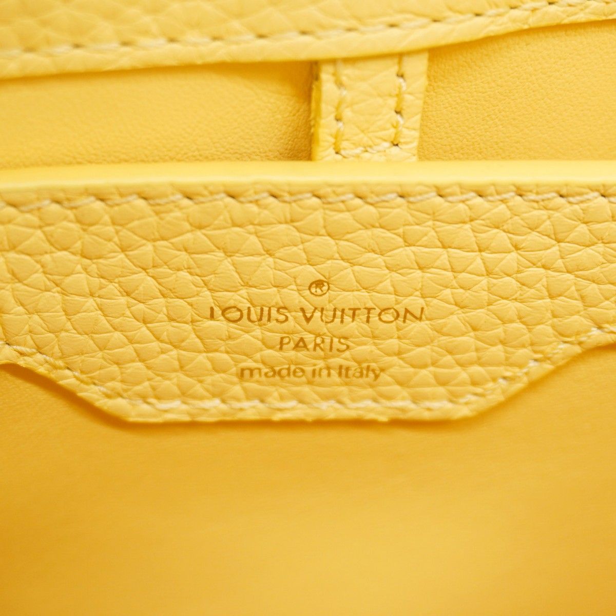 Louis Vuitton Handbag Taurillon Capucines MM Ivory Yellow 2-Way — view 5