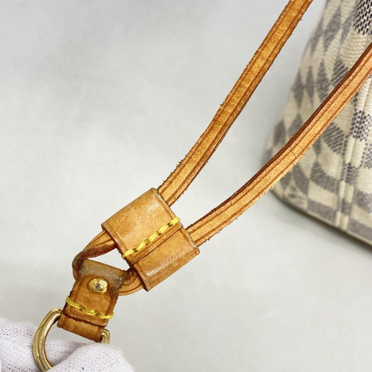 Louis Vuitton Tote Damier Azur Neverfull PM White — view 9