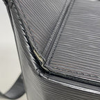 Louis Vuitton Shoulder Bag Epi Sac Saw Noir — view 8