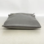 Louis Vuitton Shoulder Bag Taiga Sasha Glacier — view 3