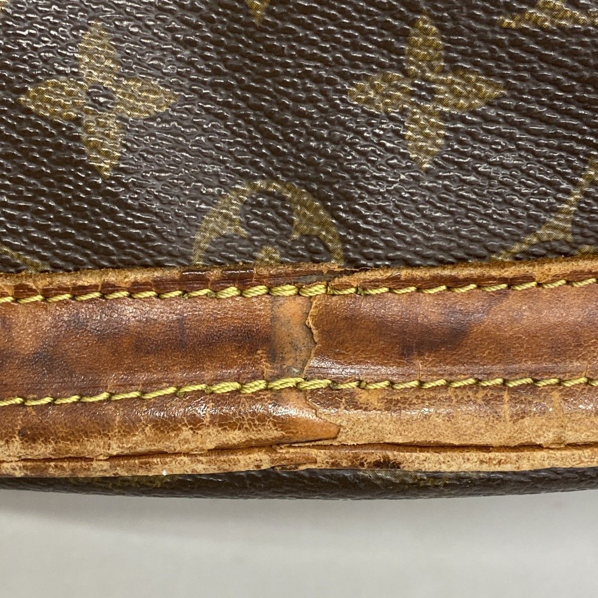 Louis Vuitton Tote Monogram Bucket GM Brown — view 6