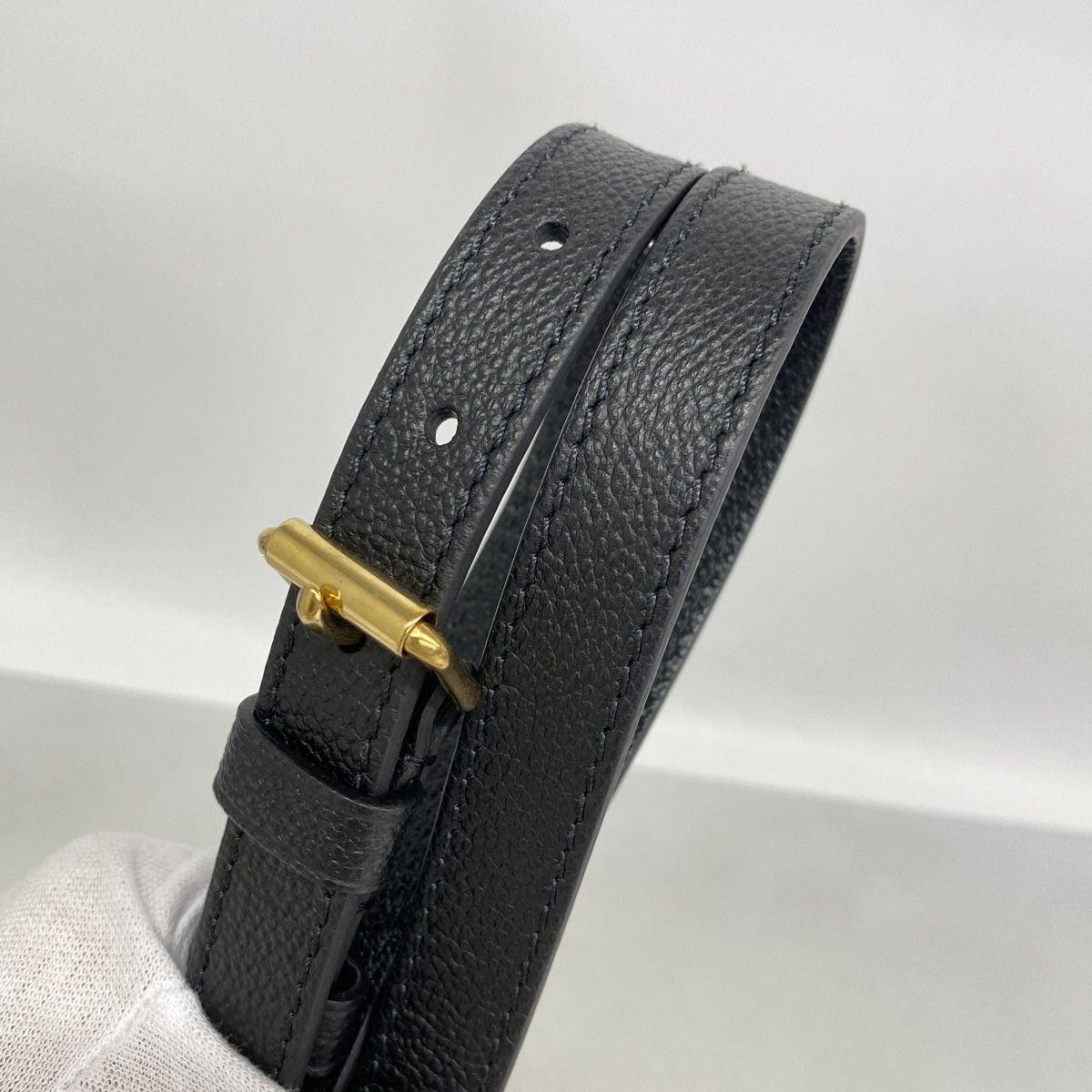 Louis Vuitton Handbag Monogram Empreinte On The Go PM Noir 2-Way — view 9