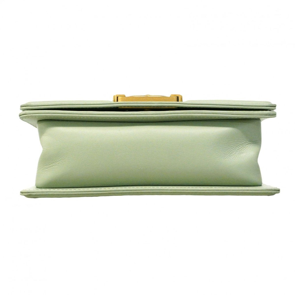 Chanel Shoulder Bag Boy Stitch Lambskin Light Green Gold — view 3