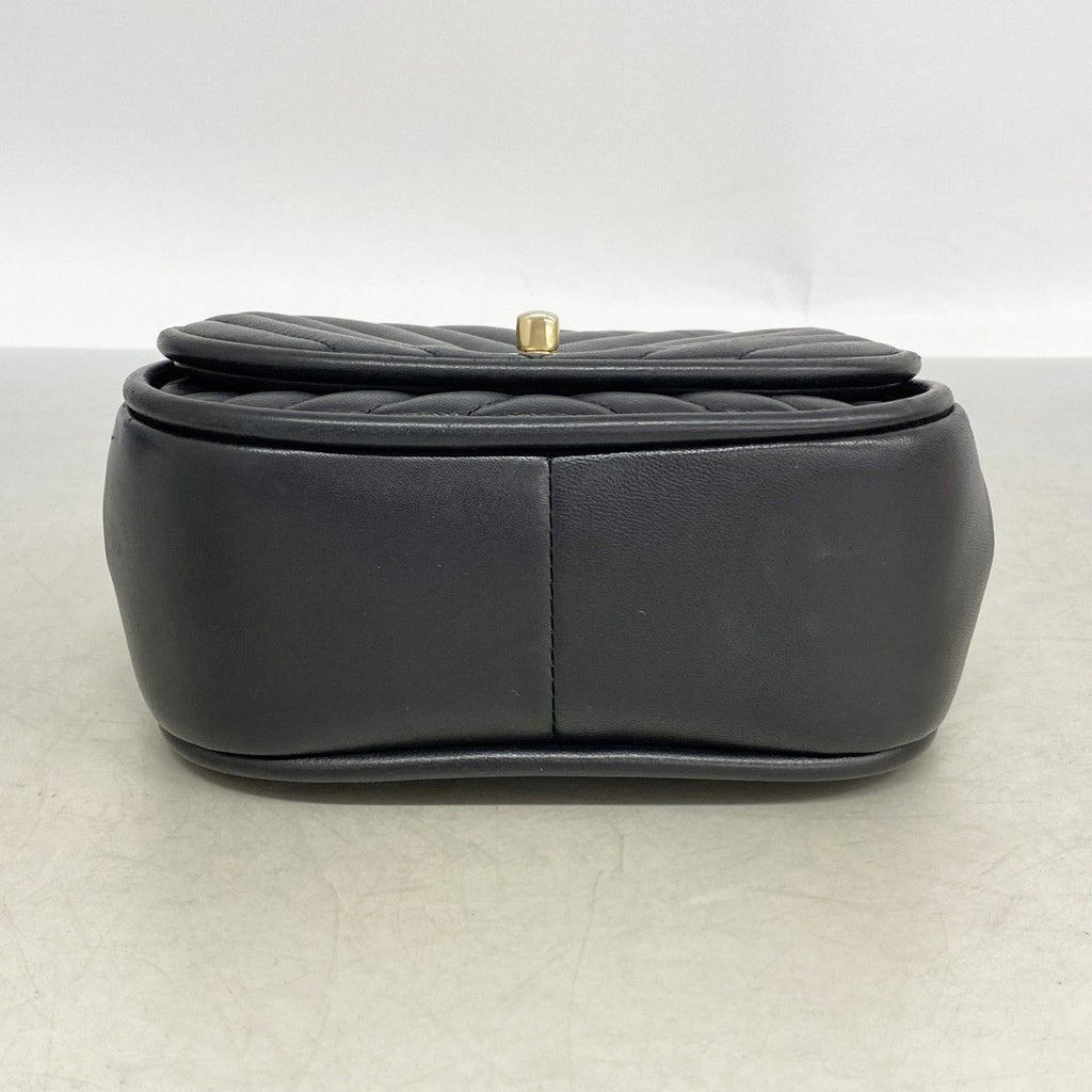 Chanel Pochette Stitch Lambskin Black Gold Handbag — view 3