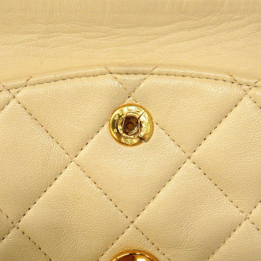 Chanel Shoulder Bag Quilted Lambskin Ivory Gold — view 6