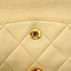 Chanel Shoulder Bag Quilted Lambskin Ivory Gold — view 6