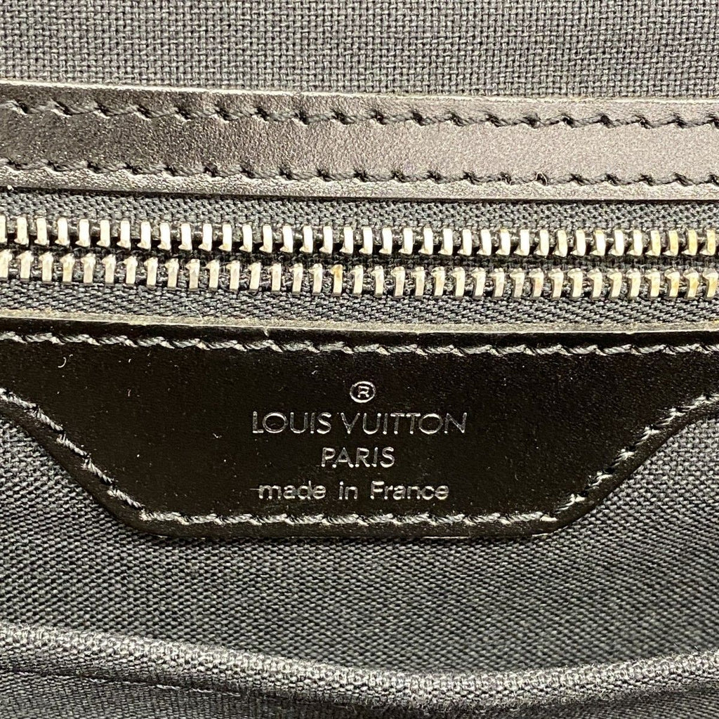 Louis Vuitton Shoulder Bag Taiga Ardoise — view 5