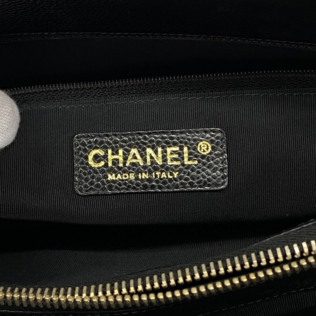 Chanel Chain Tote Quilted Caviar Leather Black Gold — view 5