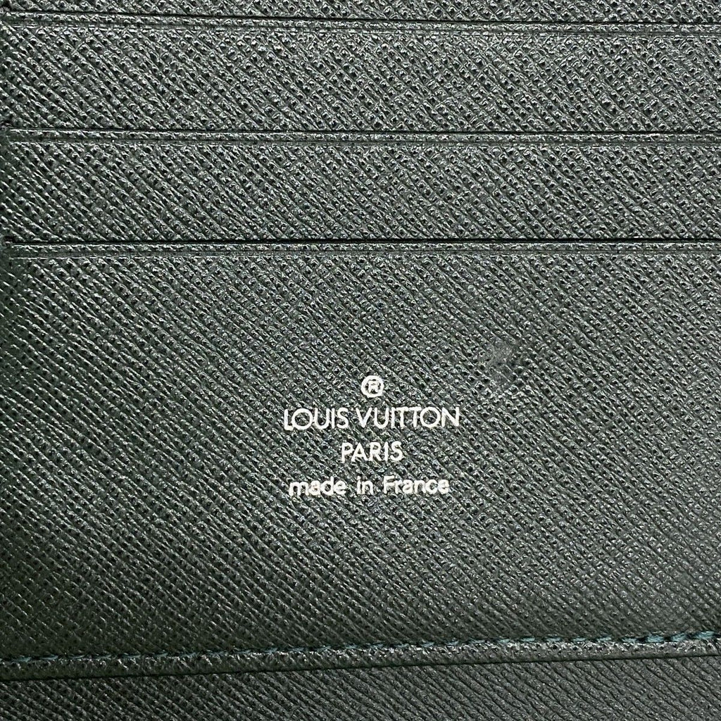 Louis Vuitton Wallet Taiga Organizer Atoll Epi — view 4