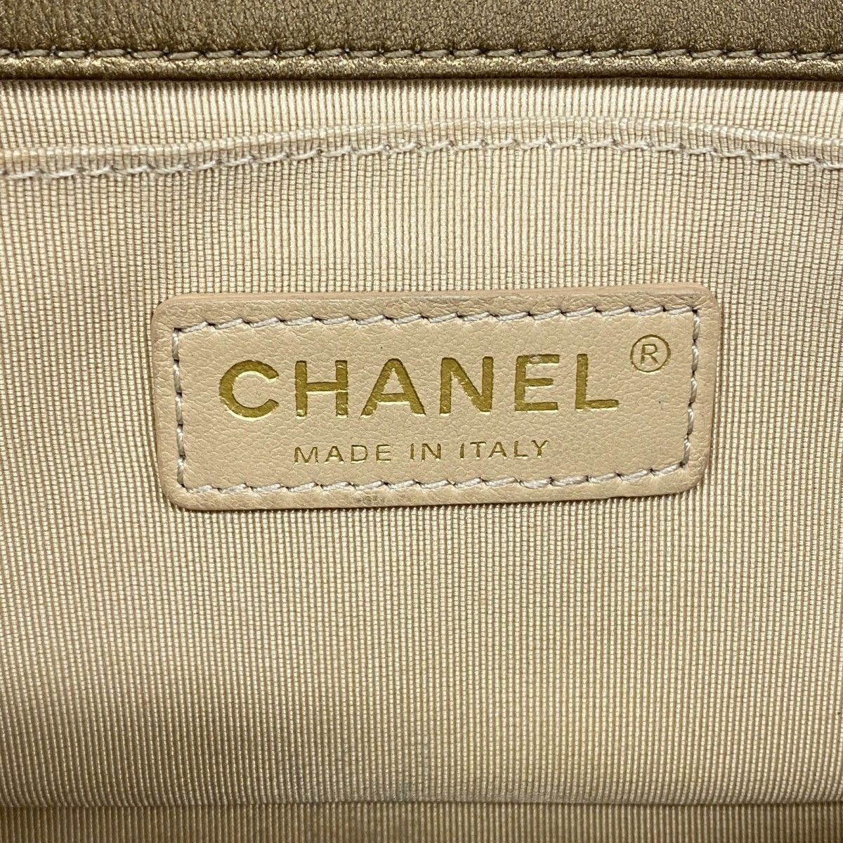 Chanel Shoulder Bag Boy Lambskin Brown Gold — view 5