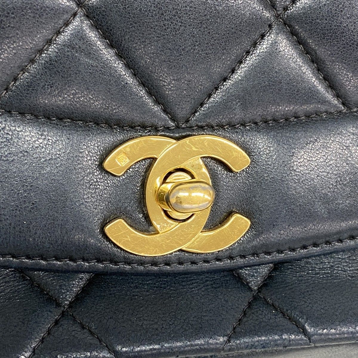 Chanel Shoulder Bag Diana Lambskin Black Gold — view 9