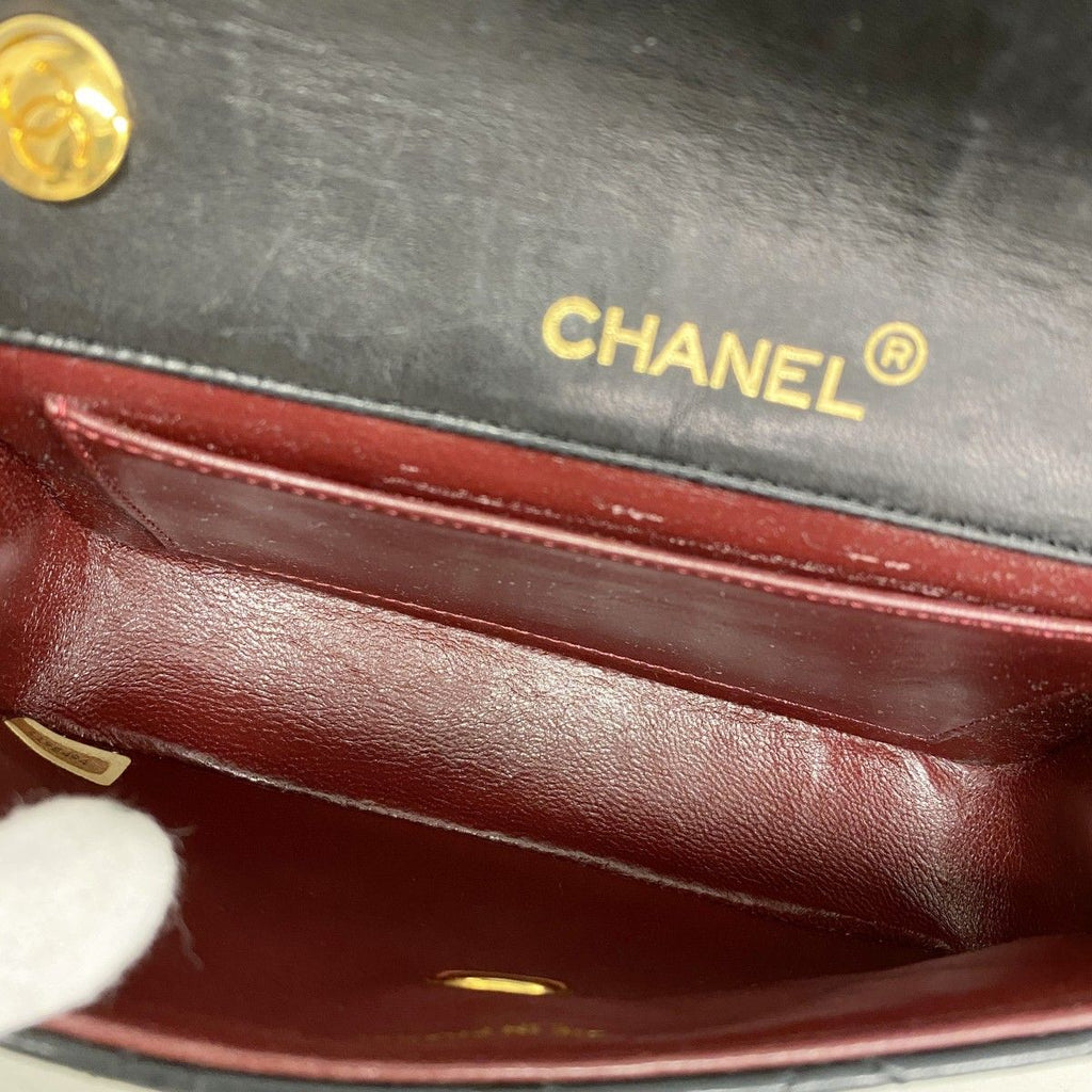 Chanel Shoulder Bag Mini Quilted Lambskin Black Gold — view 4