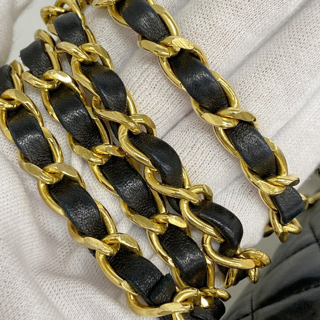 Chanel Shoulder Bag Mini Quilted Lambskin Black Gold — view 8