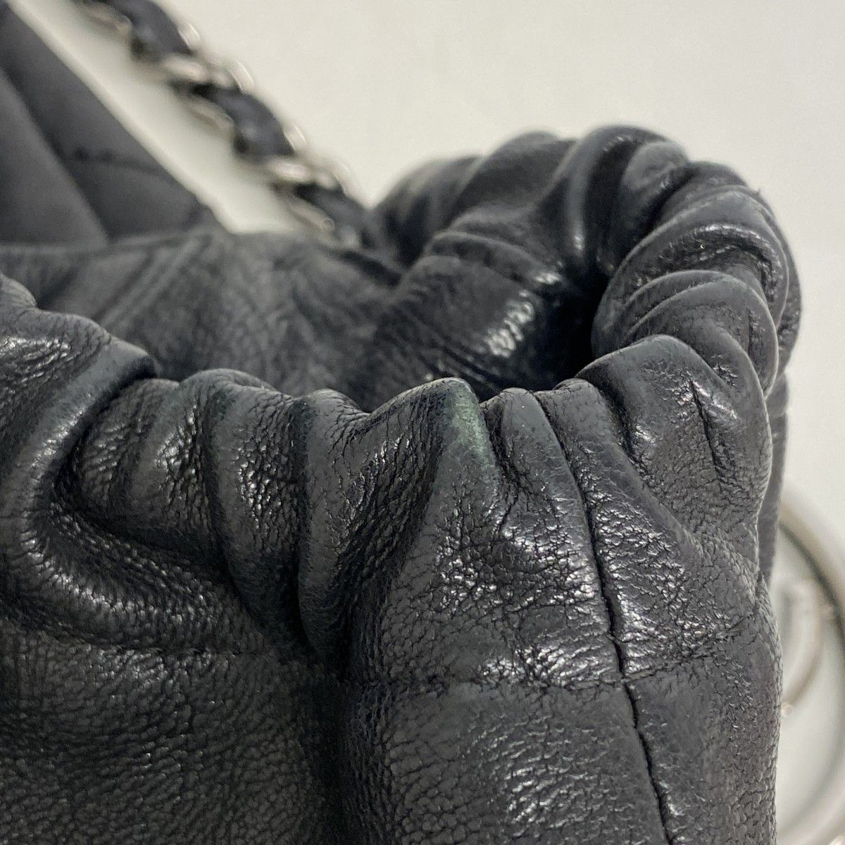 Chanel Chain Tote Coco Cabas Leather Black Silver — view 7