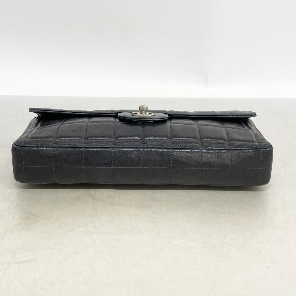 Chanel Shoulder Bag Choco Bar Lambskin Black Silver — view 3