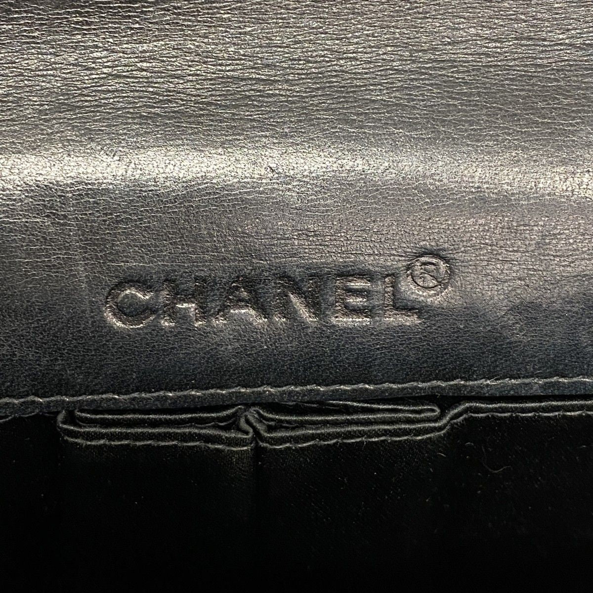 Chanel Shoulder Bag Choco Bar Lambskin Black Silver — view 5
