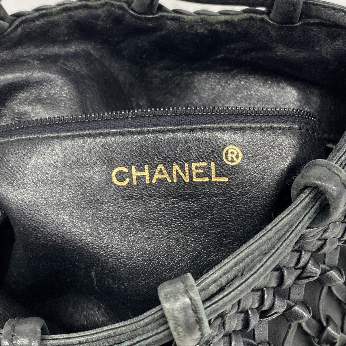 Chanel Shoulder Bag Leather Black Gold — view 5