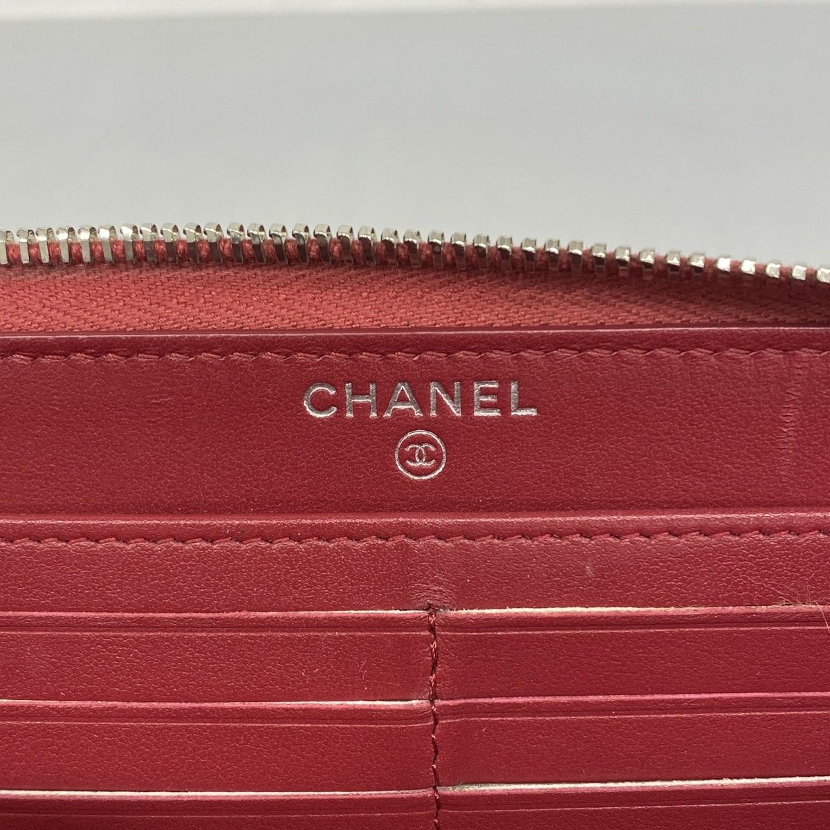 Chanel Wallet Quilted Caviar Leather Red Silver — view 4
