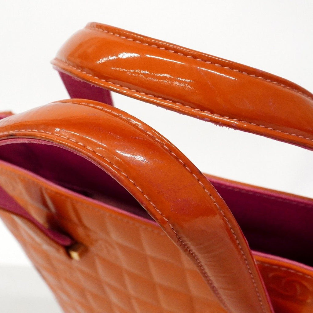 Chanel Tote Choco Bar Patent Leather Pink Orange Champagne Gold — view 9